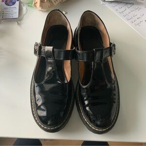 Madden Girl Black Patent Leather Mary Jane Shoes. Size 6 (37)